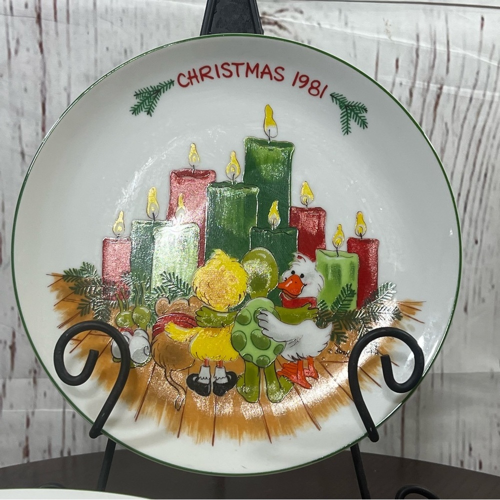 Enesco x Suzy Spafford Suzy’s Zoo Christmas 1981 Porcelain Collectible Plates 5 - Picture 5 of 11